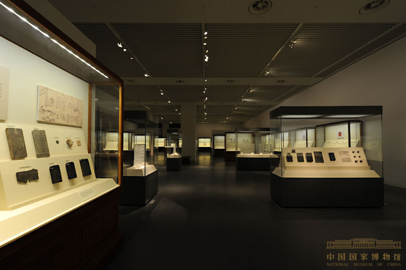 中國古代錢(qián)幣展展柜設計樣式-克里克展柜設計制作